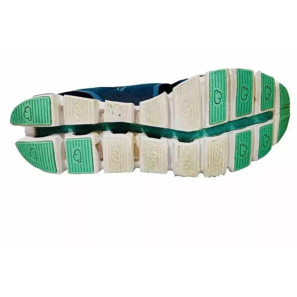 Size 9 - On Cloud 5 baby blue - Picture 10 of 12